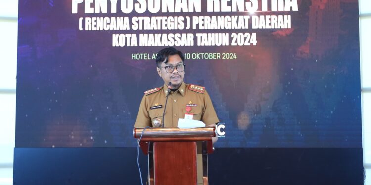 Buka Workshop Penyusunan Renstra Pemkot Makassar, Firman Hamid Pagarra Tekankan Pentingnya Perencanaan Matang
