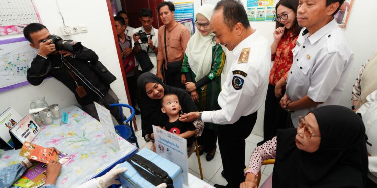 Pj Gubernur Prof Zudan Launching Posyandu Era Baru se-Sulsel