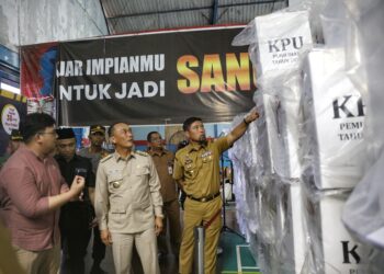 Tinjau Gudang Logistik KPU, Pj Wali Kota Makassar Pastikan Keamanan Pilkada
