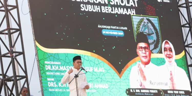 Hari Pertama Aktif Jadi Wali Kota Pascacuti Pilkada, Danny Pomanto Gelar Salat Subuh Berjamaah: Jaga Kota, Jaga Demokrasi!