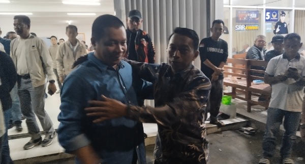 Bertemu Pj Bupati Baru, Bupati Sidrap Terpilih Minta Tolong Tiga Hal Ini hingga Ingin Ubah 4S Bertemu Pj Bupati Baru, Bupati Sidrap Terpilih Minta Tolong Tiga Hal Ini hingga Ingin Ubah 4S