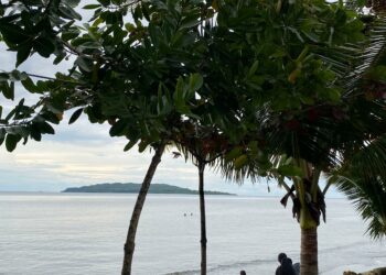 Pantai Arteri, Panorama Alam dari Sulawesi Barat yang Jadi Favorit Warga