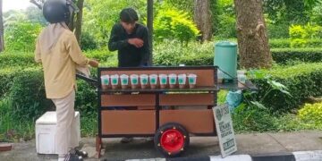 Sempat Diragukan Tetangga, Pemuda di Parepare Sukses Raup Cuan dari Kedai Kopi Pusa