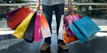 Budaya Konsumtif Menjelang Idulfitri, Bagaimana Pandangan Islam?