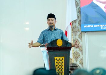 Gubernur Sulsel Dorong Pembangunan Infrastruktur dalam “Tudang Sipatangngareng” di Bone