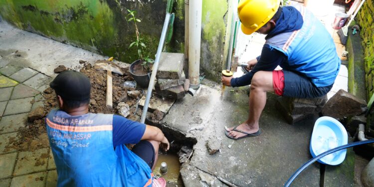 Gerak Cepat, PDAM Makassar Tuntaskan Program MULIA: 10 Sambungan di Jl Angkasa, 5 di Tamalanrea Gerak Cepat, PDAM Makassar Tuntaskan Program MULIA: 10 Sambungan di Jl Angkasa, 5 di Tamalanrea