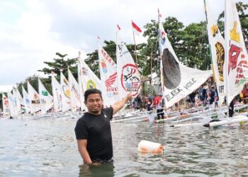 Lomba Sandeq Warnai Car Free Day Parepare