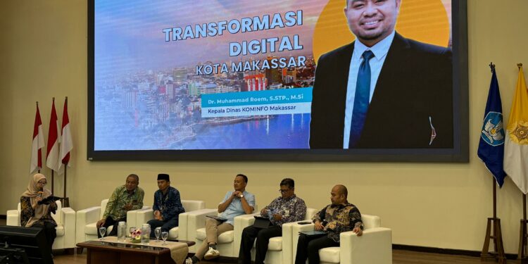 Kadis Kominfo Makassar Paparkan Transformasi Digital di Seminar Nasional UGM Kadis Kominfo Makassar Paparkan Transformasi Digital di Seminar Nasional UGM