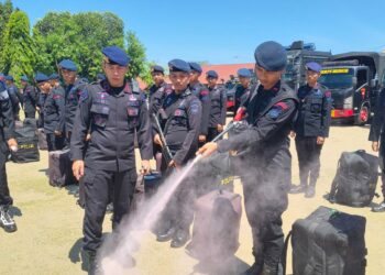 Brimob Polda Sulsel Kawal Ketat Laga PSM Makassar vs Persija Jakarta di Parepare