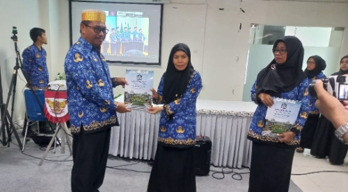 Dua Cahaya Keilmuan dari Fakshi IAIN Parepare