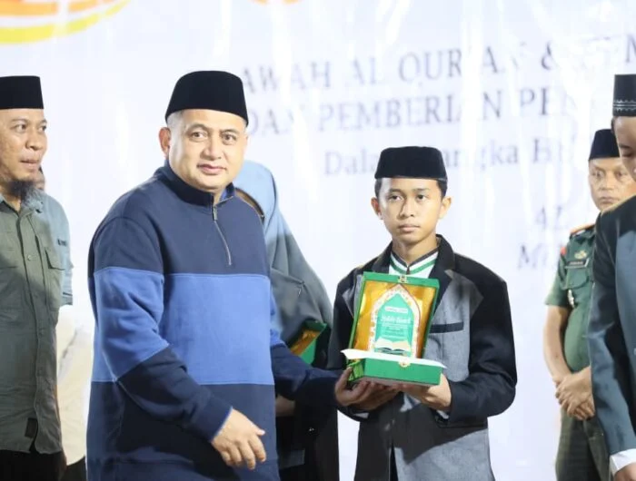 Semarak HUT Kota Makassar ke-418, Munafri Berikan Dana Pembinaan kepada 100 Hafiz dan 418 Anak Panti Asuhan