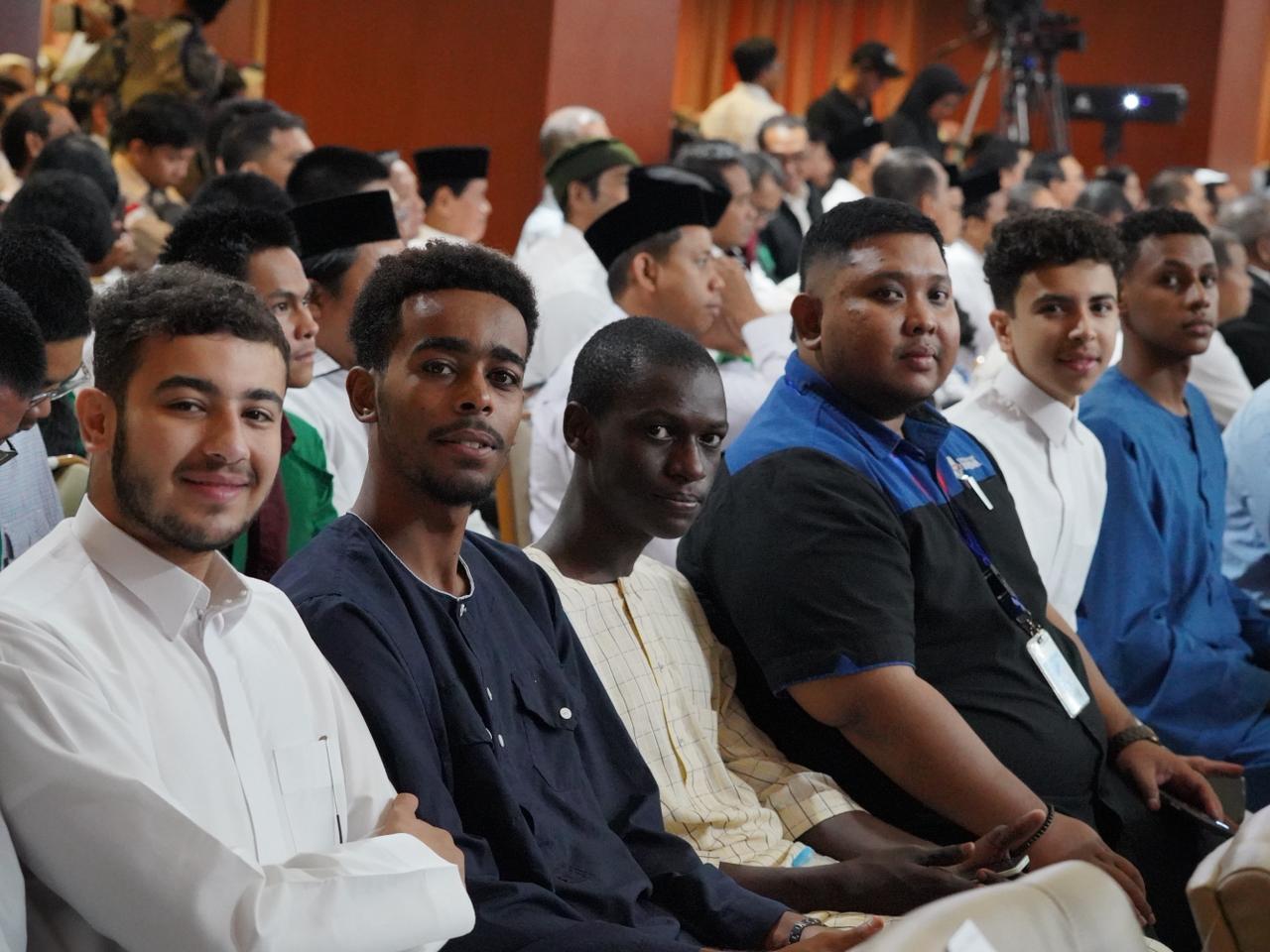 Unibos Perkuat Wawasan Global Mahasiswa Lewat Partisipasi di Seminar Internasional Diplomasi Gaza