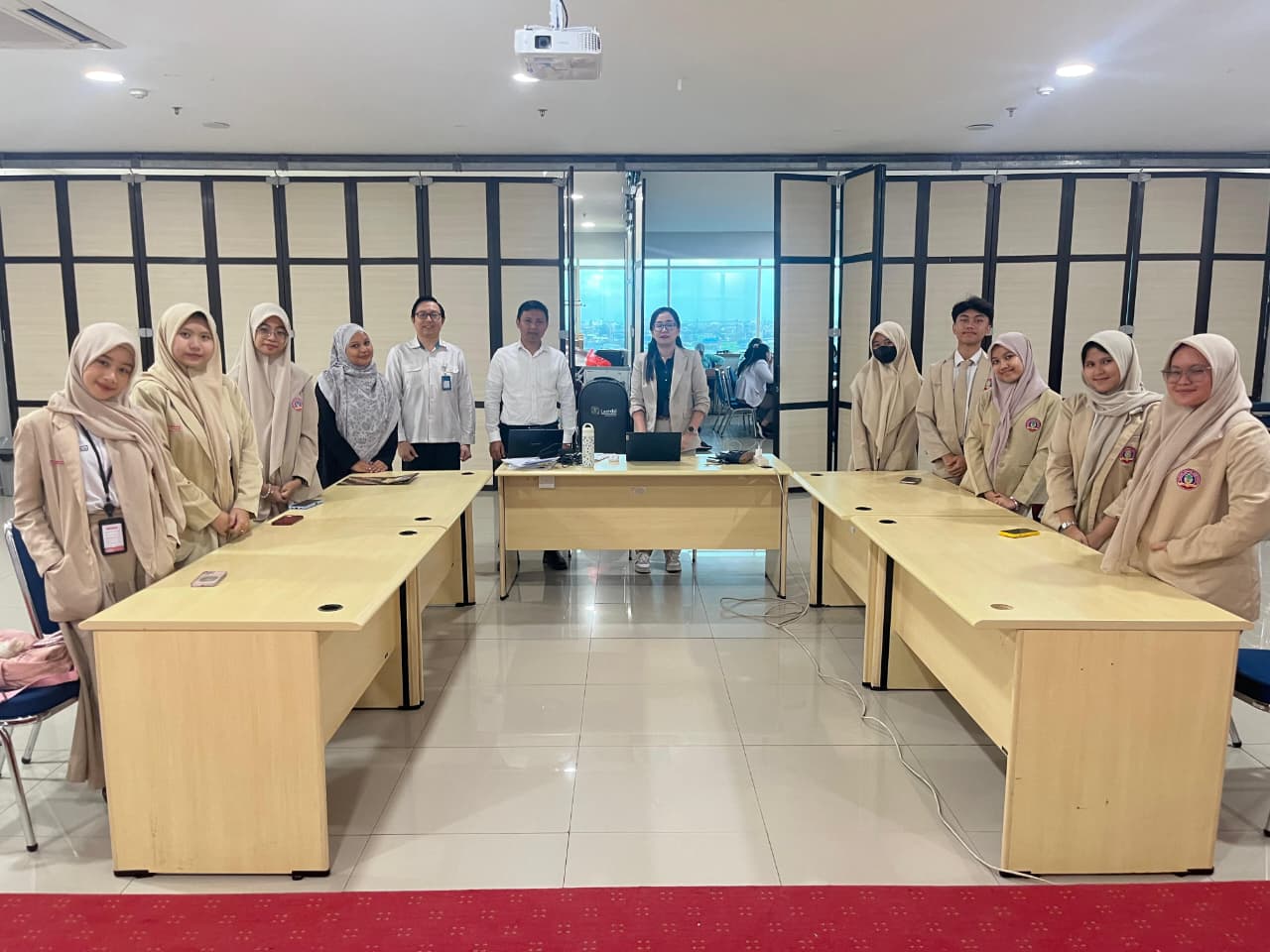 Bagian Program Bimbingan Karier, Siswa Kelas 12 SMA Bosowa School Makassar  Internship Program