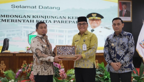 Temui Pemkot Balikpapan, Wali Kota Parepare Bahas Pengembangan Ekonomi Daerah Temui Pemkot Balikpapan, Wali Kota Parepare Bahas Pengembangan Ekonomi Daerah