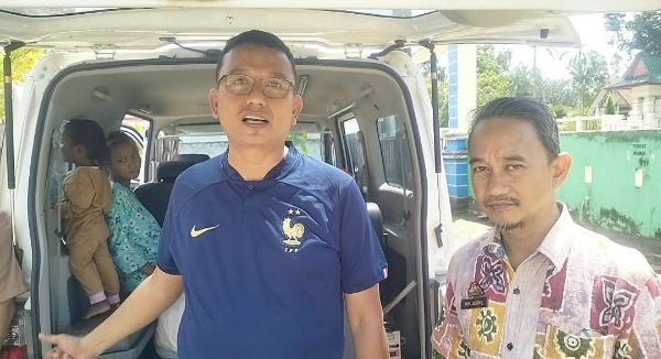 Hamil 5 Bulan, Ibu dan Anak Gepeng di Pinrang Dipulangkan ke Makassar Hamil 5 Bulan, Ibu dan Anak Gepeng di Pinrang Dipulangkan ke Makassar