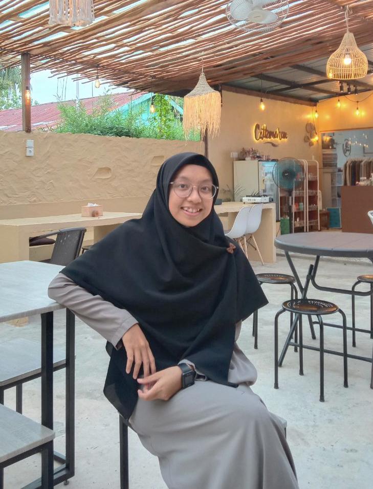 Ayah Mengambil Rapor Anak, Apakah Menyelesaikan Fatherless?